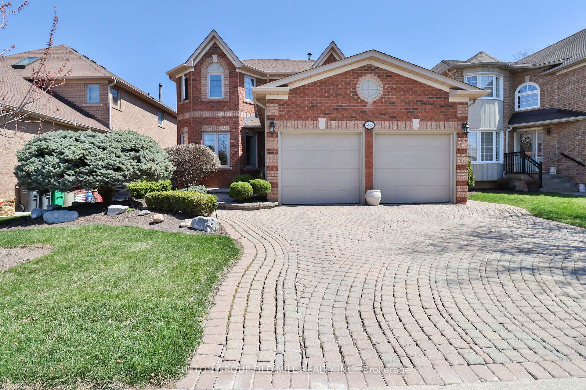 6835 Forest Park Drive Mississauga Ontario Canada Rent residential Irena Bendi Sutton Group Old Mill Realty Inc., Brokerage *