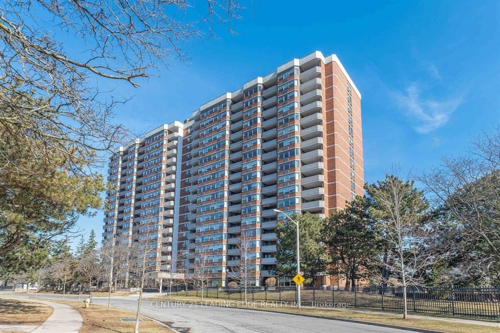 1915 - 121 Ling Road Toronto Ontario Canada Rent residential ALEX MACALE Century21 Leading Edge Realty Inc., Brokerage