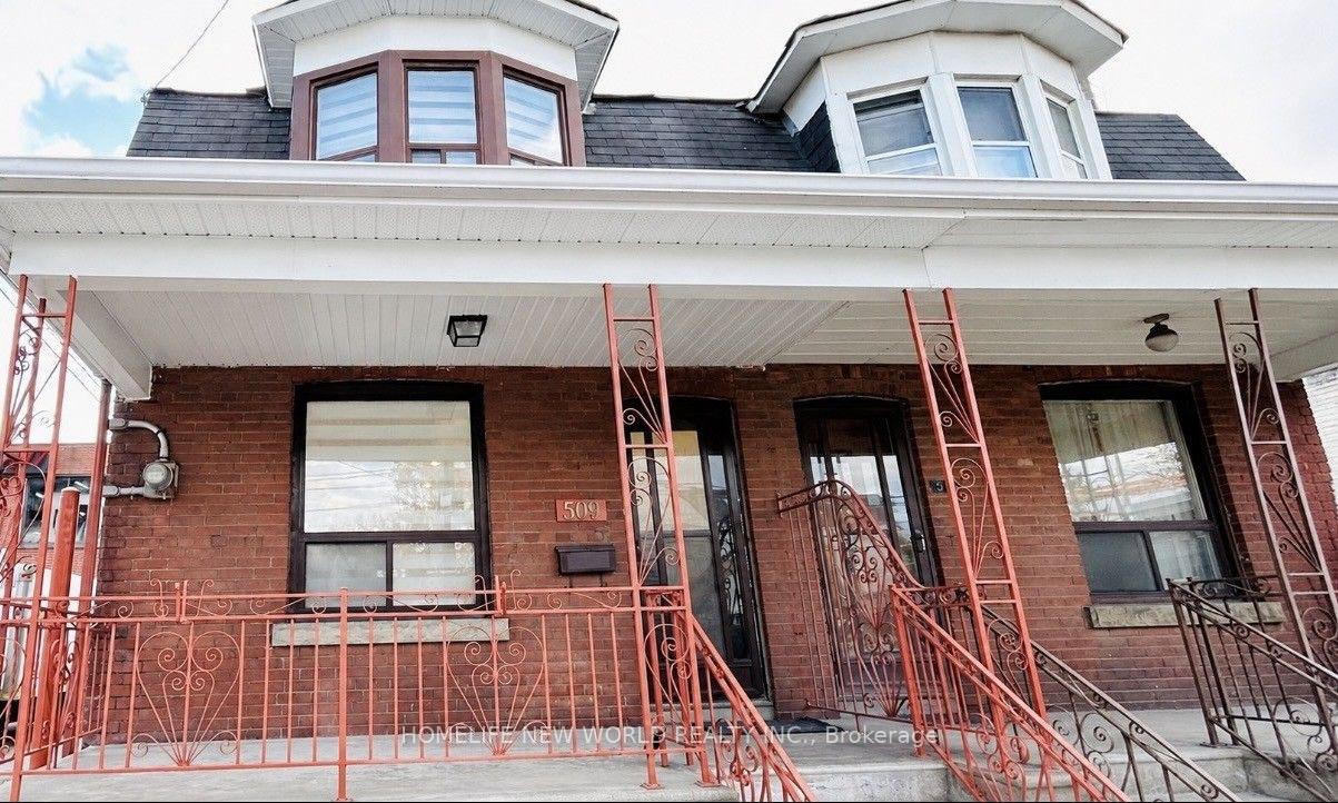 509 Dupont Street Toronto Ontario Canada Sale residential Kaveh Hajhosseini HomeLife New World Realty Inc., Brokerage*