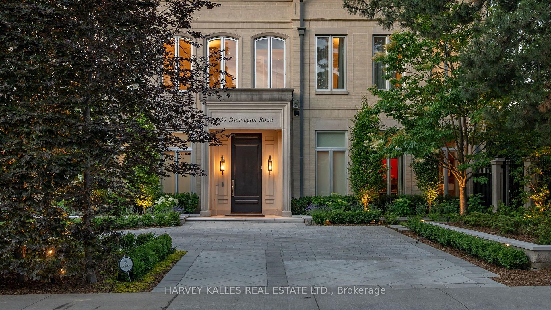 139 Dunvegan Road Toronto Ontario Canada Sale residential Daryl King RE/MAX Hallmark Realty Ltd., Brokerage*
