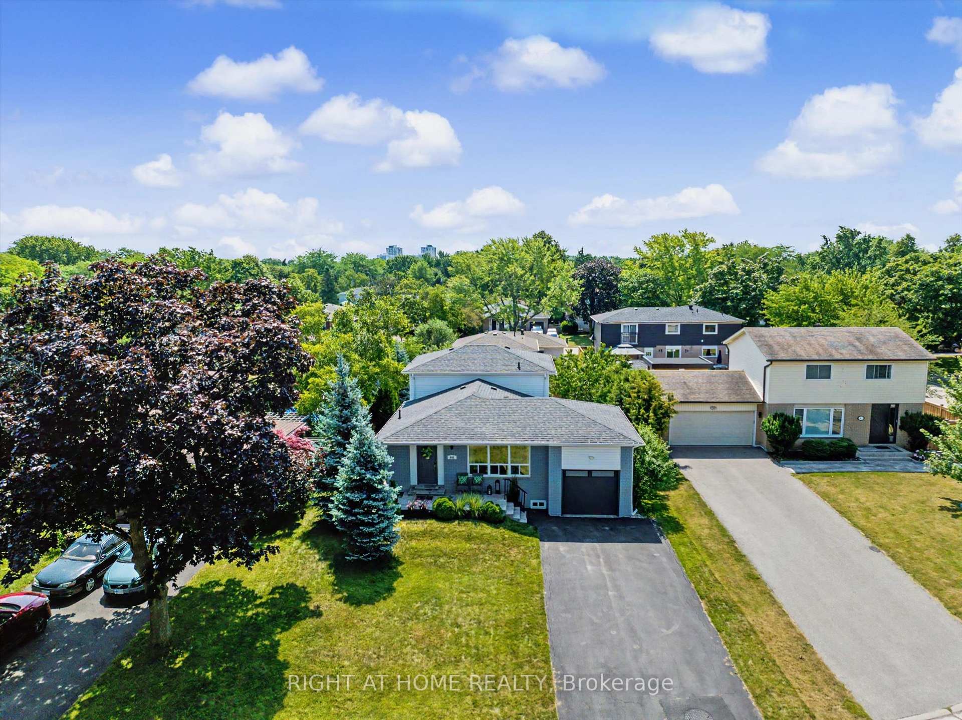 461 Withnell Crescent Oakville Ontario Canada Sale residential Steven Burrows Right at Home Realty, Brokerage*