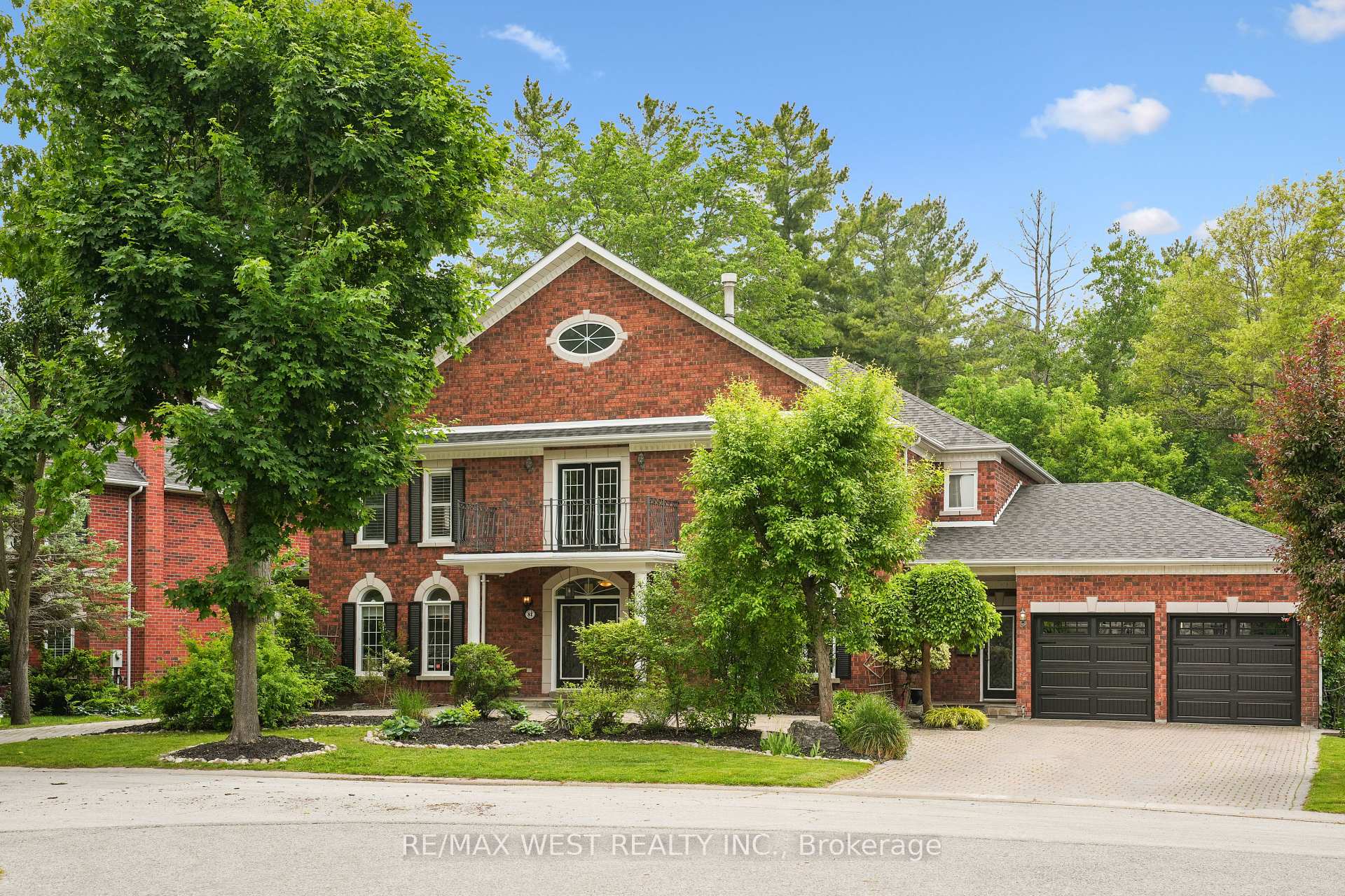 81 Woodview Drive Pickering Ontario Canada Sale residential   HOMELIFE DISTRICT REALTY, Brokerage*