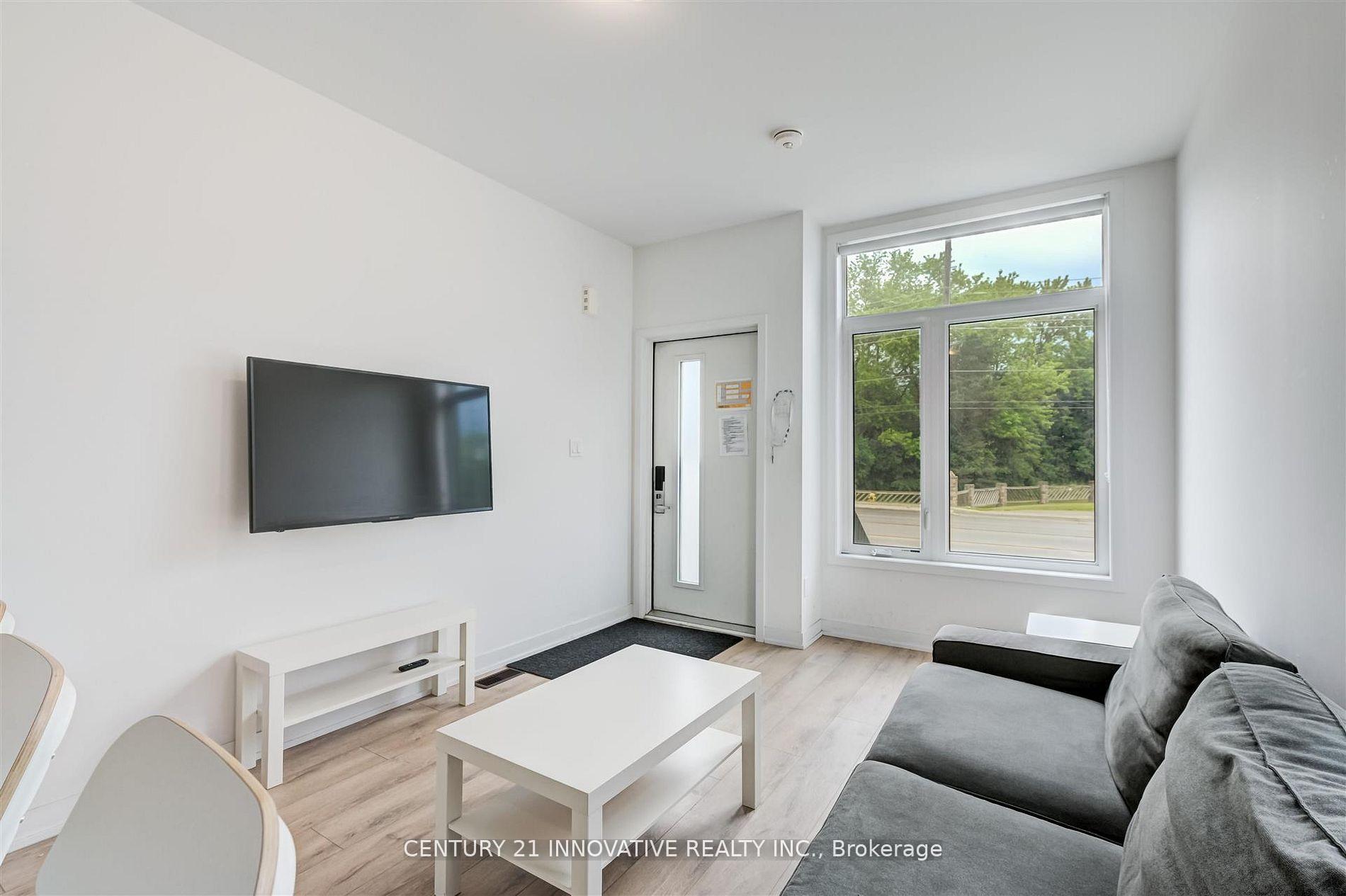 16 - 1720 Simcoe Street Oshawa Ontario Canada Rent residential Richard Alfred Century 21 Innovative Realty Inc., Brokerage *