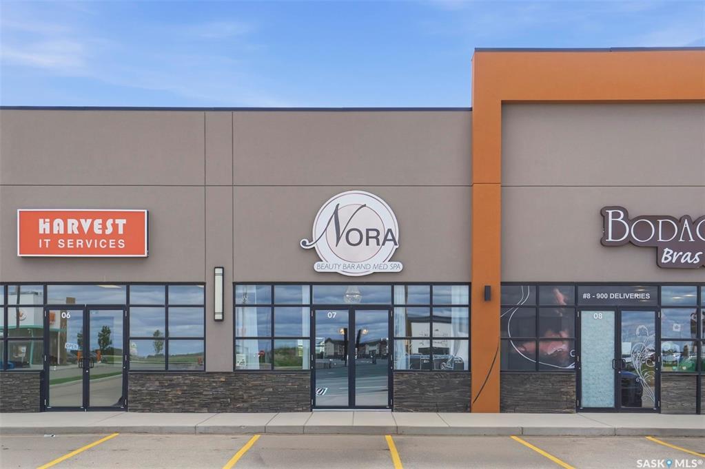 7 - 900 Centennial BOULEVARD Warman Saskatchewan Canada Sale commercial Shaun Renneberg Realty Executives Saskatoon