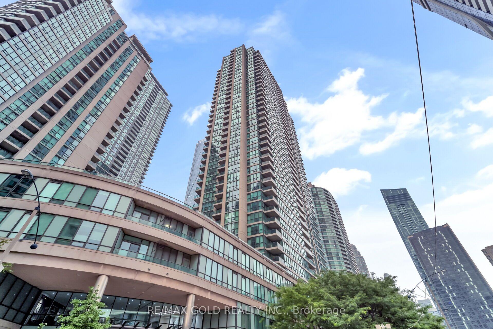 1808 - 16 Yonge Street Toronto Ontario Canada Sale residential Harman Sangha REMAX GOLD REALTY INC., BROKERAGE*