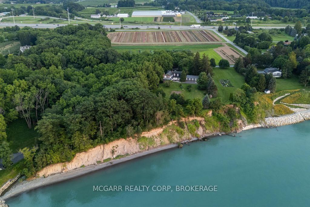 1258 Lakeshore Road W St. Catharines Ontario Canada Sale residential Gloria Valvasori ASP Century 21 Signature Service