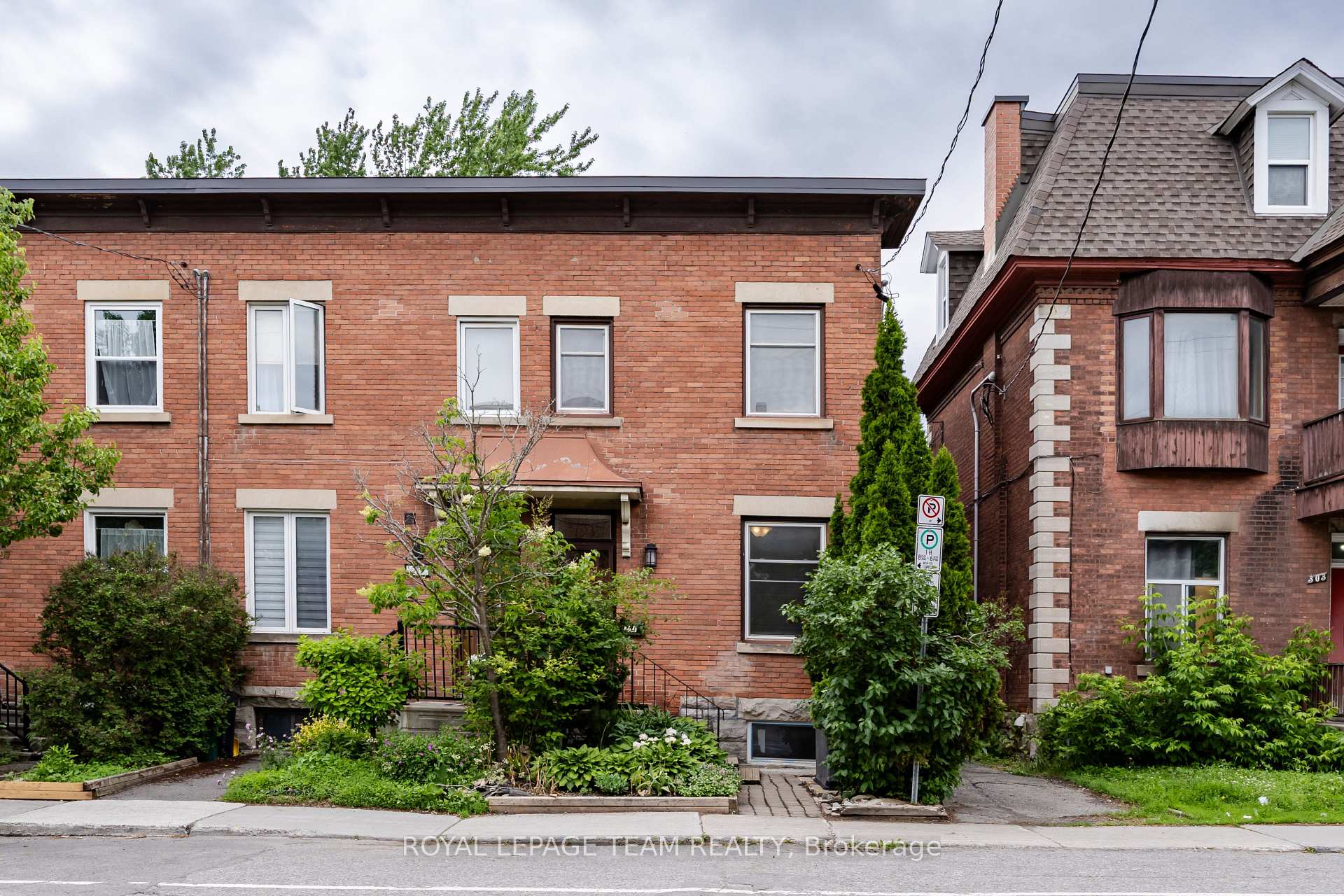 301 Somerset Street E Ottawa Ontario Canada Sale residential Angelika Rosato Right at Home Realty, Brokerage*