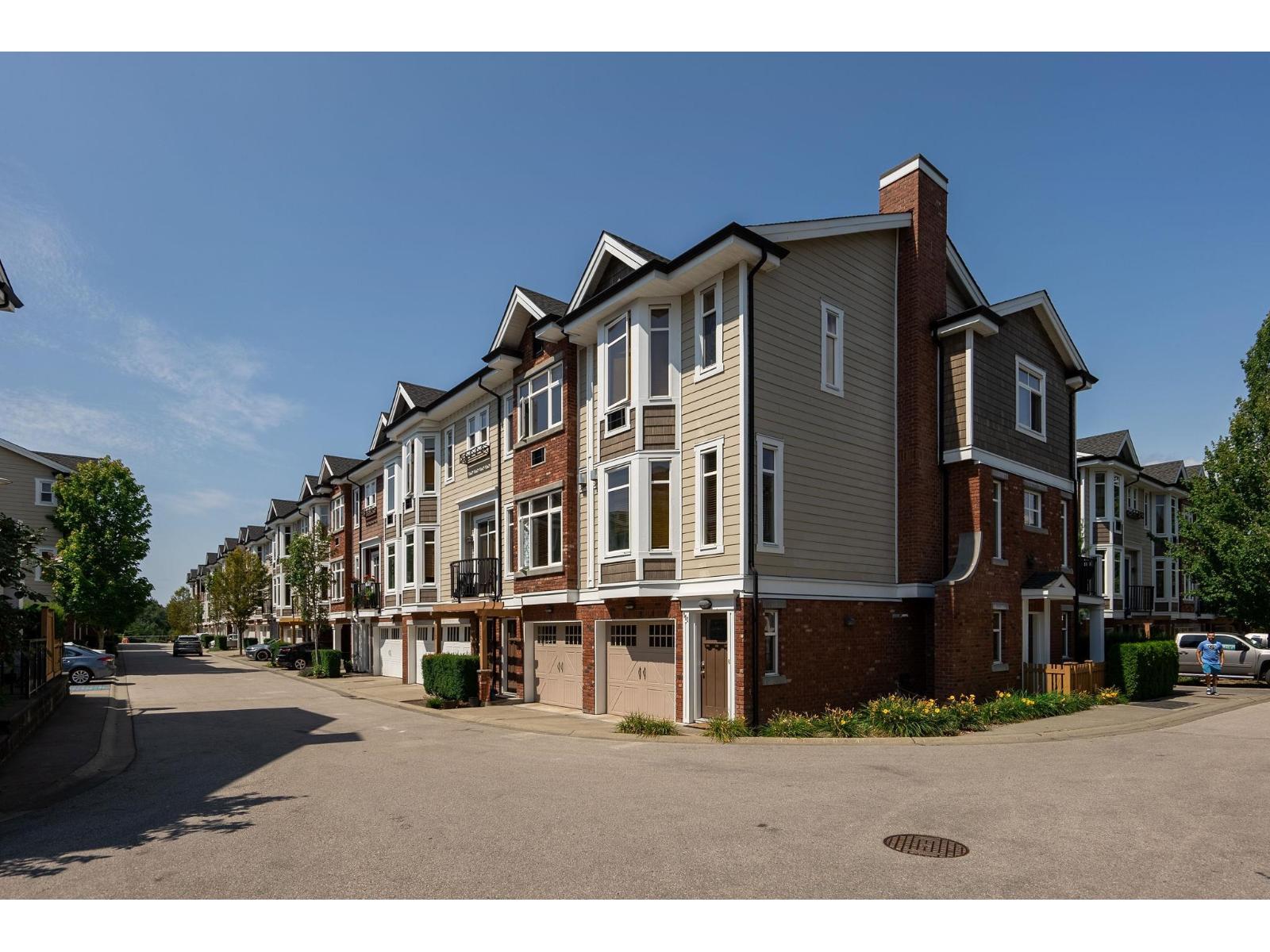 112 20738 84 AVENUE Langley British Columbia Canada Sale residential   Oakwyn Realty, Brokerage*