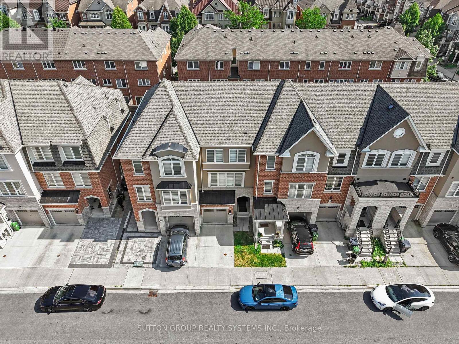 11 Fusilier Drive Toronto Ontario Canada Sale residential ZORICA GRUJIC Sutton Group Realty Systems Inc, Brokerage *
