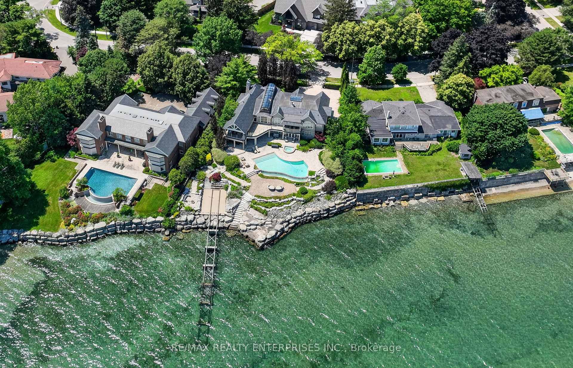 1500 Watersedge Road Mississauga Ontario Canada Sale residential Linda Pinizzotto RE/MAX Realty Enterprises Inc., Brokerage*