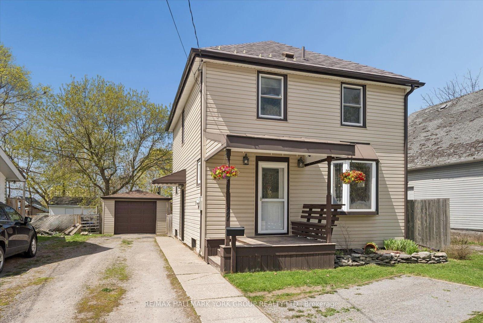 27 St Paul Street Kawartha Lakes Ontario Canada Sale residential Reza Bahmani RE/MAX Hallmark York Group Realty Ltd., Brokerage