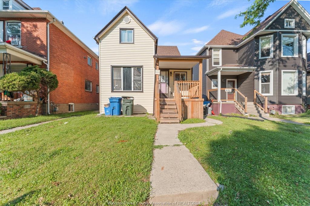 686 CHURCH Street Windsor Ontario Canada Sale residential Alex Sharma HomeLife Gold Star Realty Inc., Brokerage