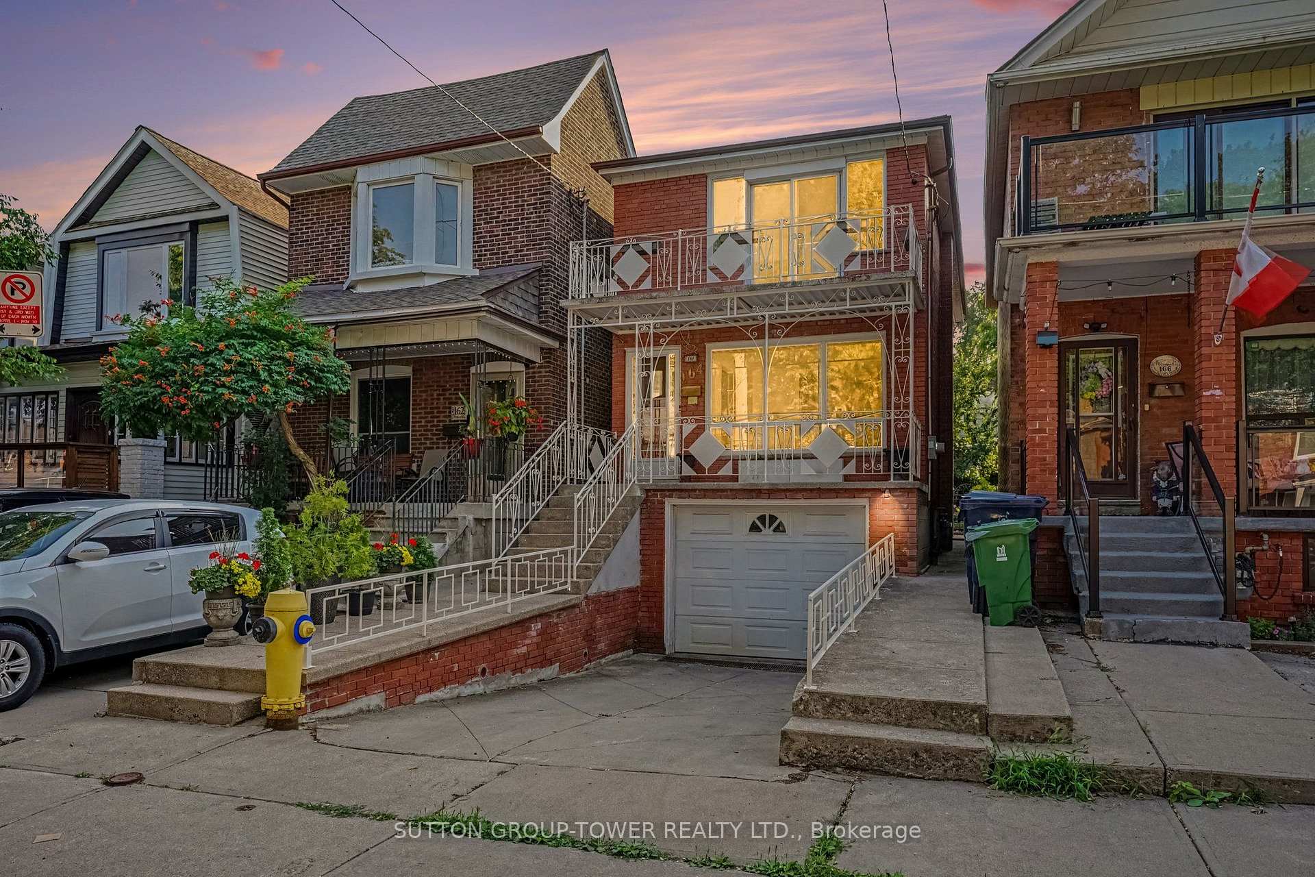 164 Robina Avenue W Toronto Ontario Canada Sale residential Adele McGovern RE/MAX West Realty Inc., Brokerage *