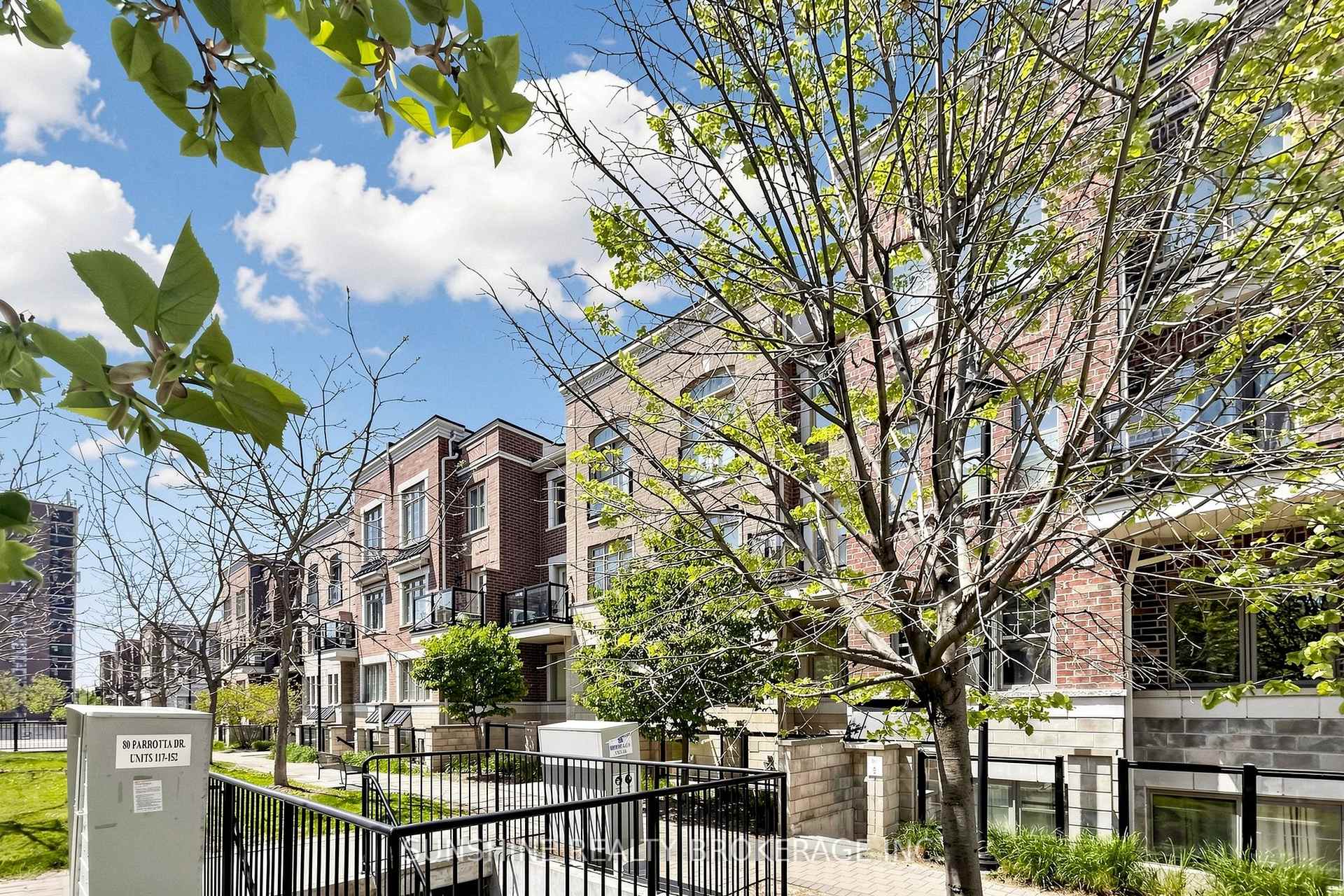 7 - 2335 Sheppard Avenue W Toronto Ontario Canada Sale residential Welcome To Realtor Doctor RE/MAX Ultimate Realty Inc., Brokerage *