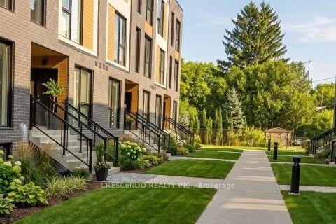 8 - 176 Clonmore Drive Toronto Ontario Canada Rent residential   Crescendo Realty Inc., Brokerage