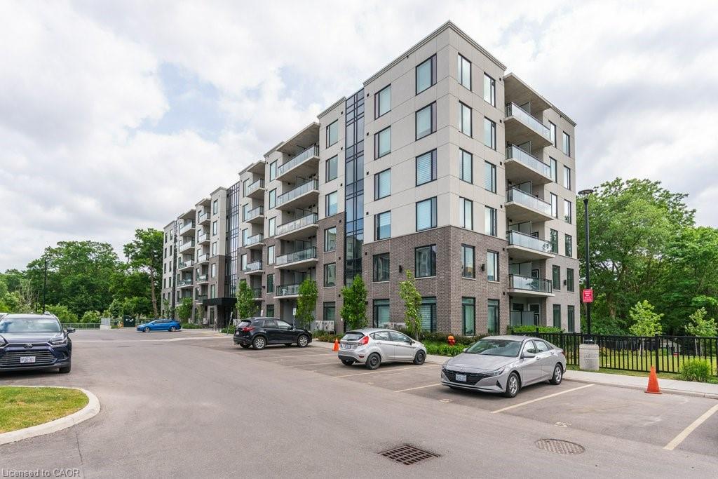 102 - 103 Roger Street Waterloo Ontario Canada Sale residential KEVIN JONES RE/MAX Twin City Realty Inc., Brokerage*