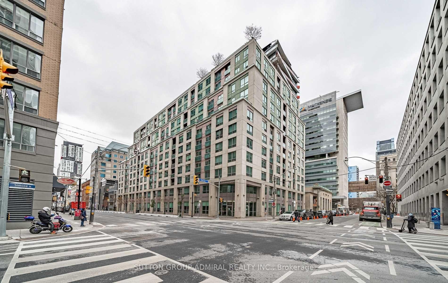 722 - 168 Simcoe Street Toronto Ontario Canada Sale residential Aleksandra Jurevich Sutton Group-Admiral Realty Inc., Brokerage *