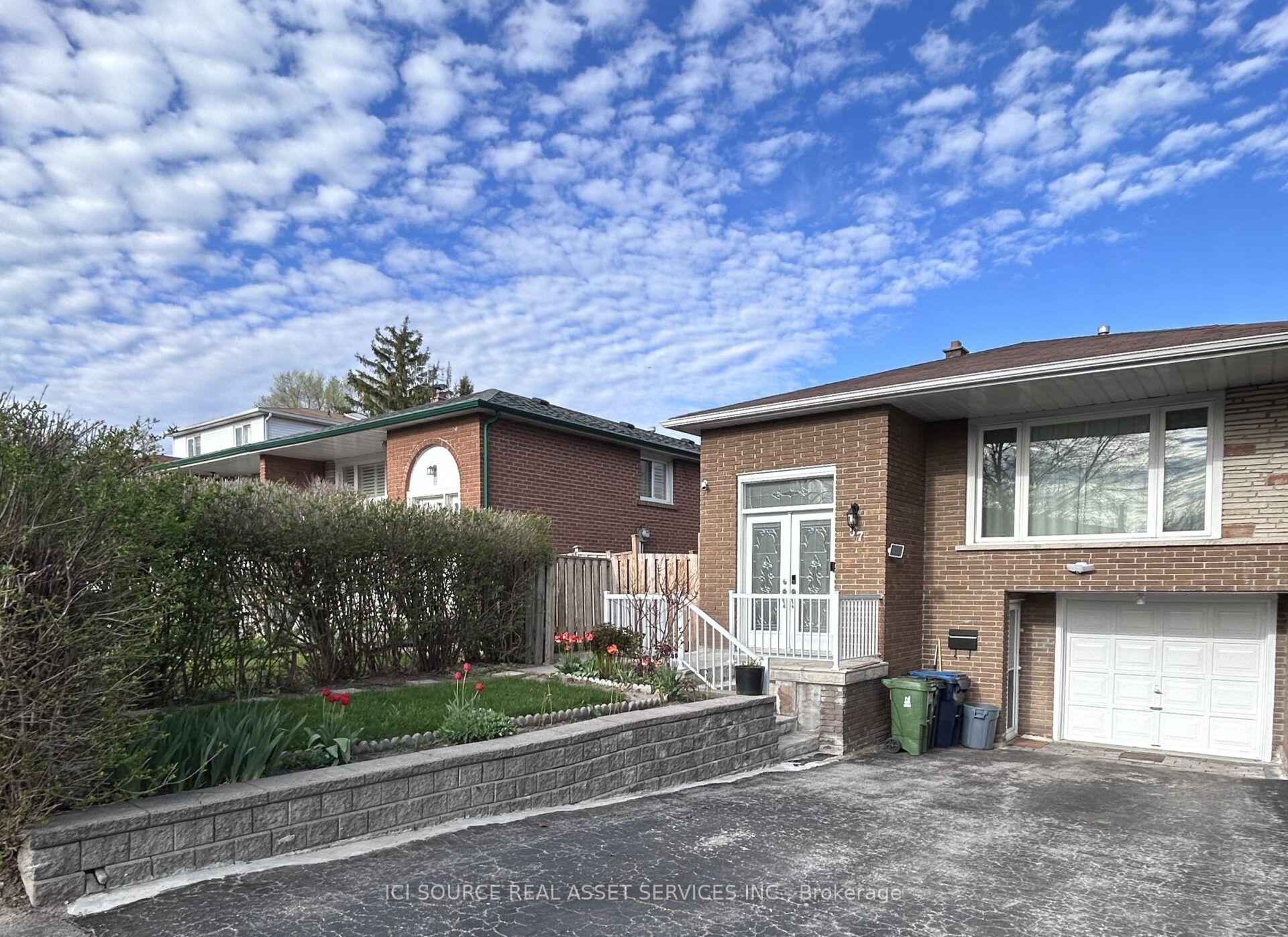 Lower Unit - 57 Mentor Boulevard Toronto Ontario Canada Rent residential Gamini Bandara Right at Home Realty, Brokerage*