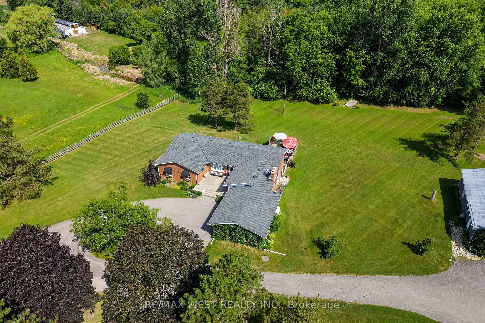 7324 Highway 9 Road New Tecumseth Ontario Canada Sale residential Vince Nestico RE/MAX West Realty Inc., Brokerage *