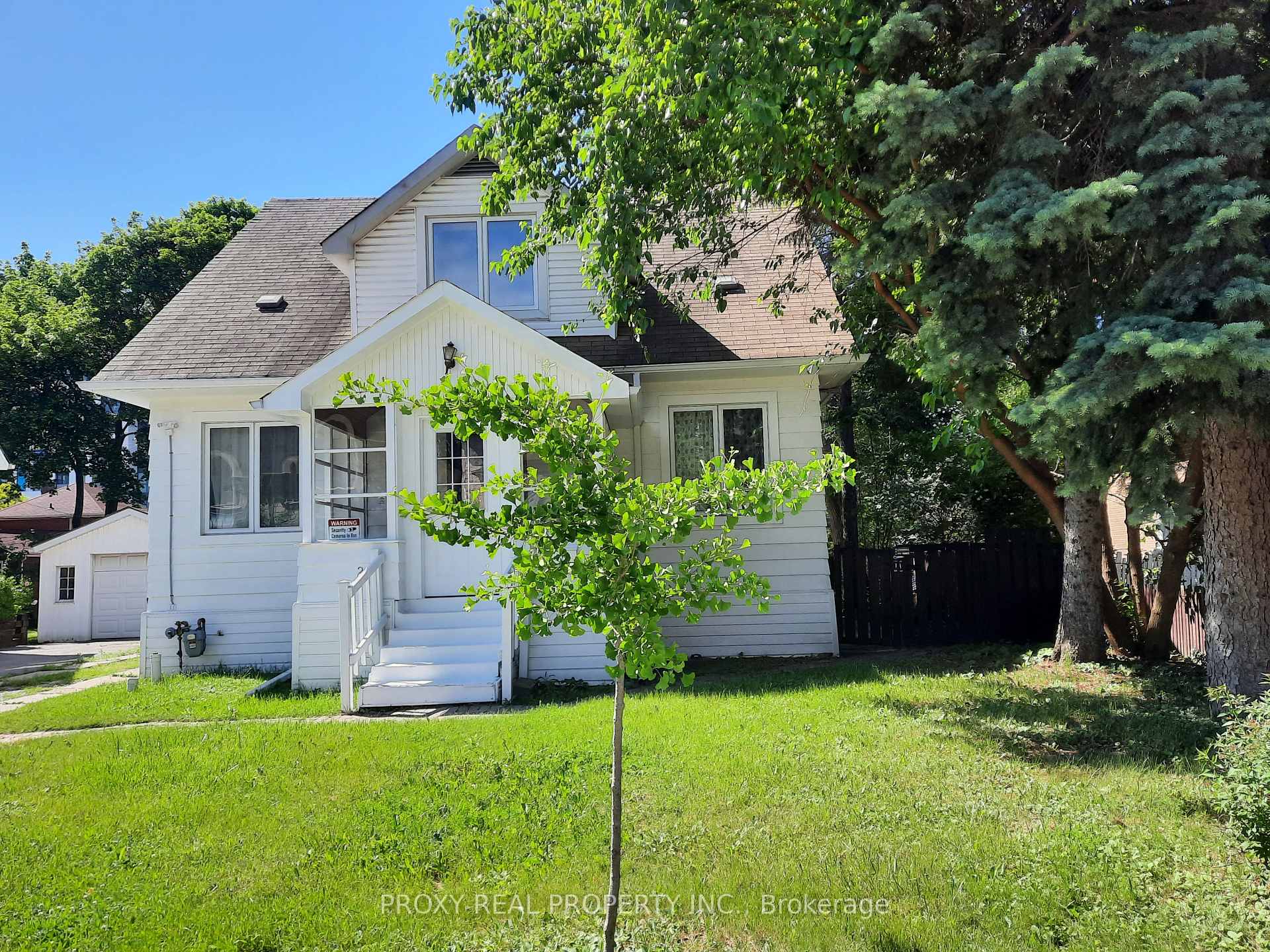 205 Maplehurst Avenue E Toronto Ontario Canada Sale residential Susan Bodie Bosley Real Estate Ltd., Brokerage *