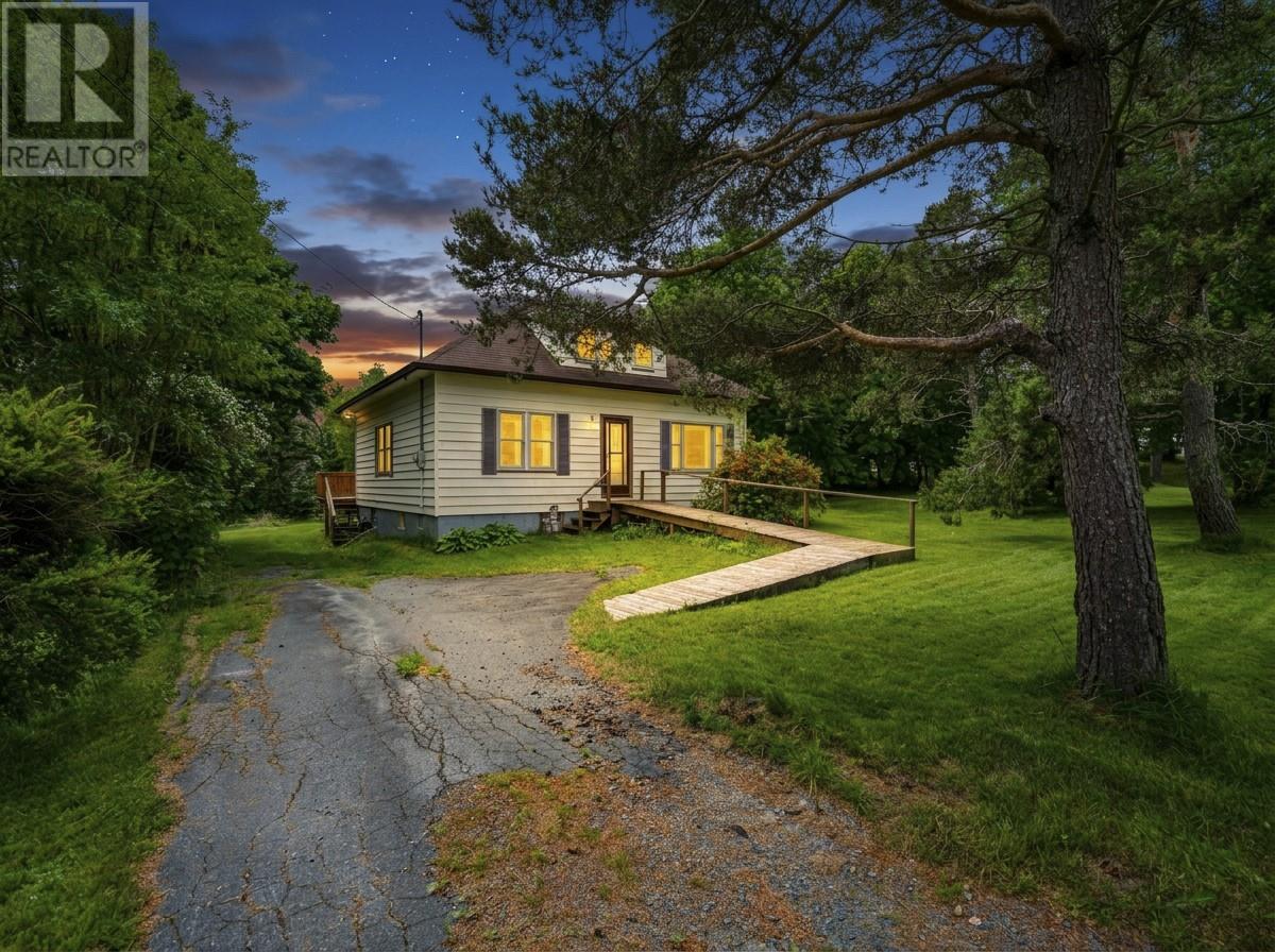 59-65 Cross Road Bay Roberts Newfoundland And Labrador Canada Sale residential Ruby Manuel Royal LePage Atlantic Homestead