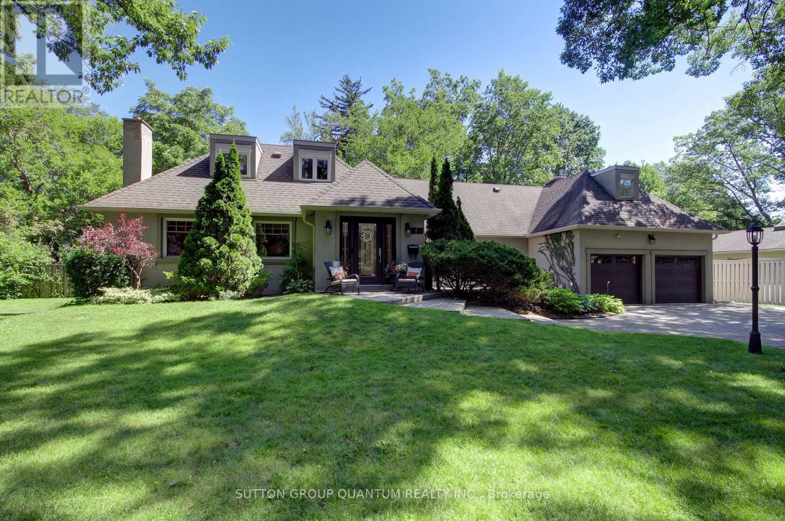 1391 Queen Victoria Avenue Mississauga Ontario Canada Sale residential Maria and Stephen Swannell SUTTON GROUP QUANTUM REALTY INC., BROKERAGE*
