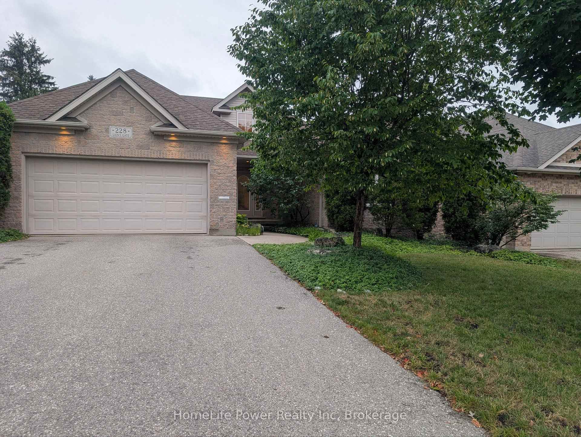 228 The Lions Gate Waterloo Ontario Canada Rent residential   HomeLife Power Realty Inc., Brokerage*