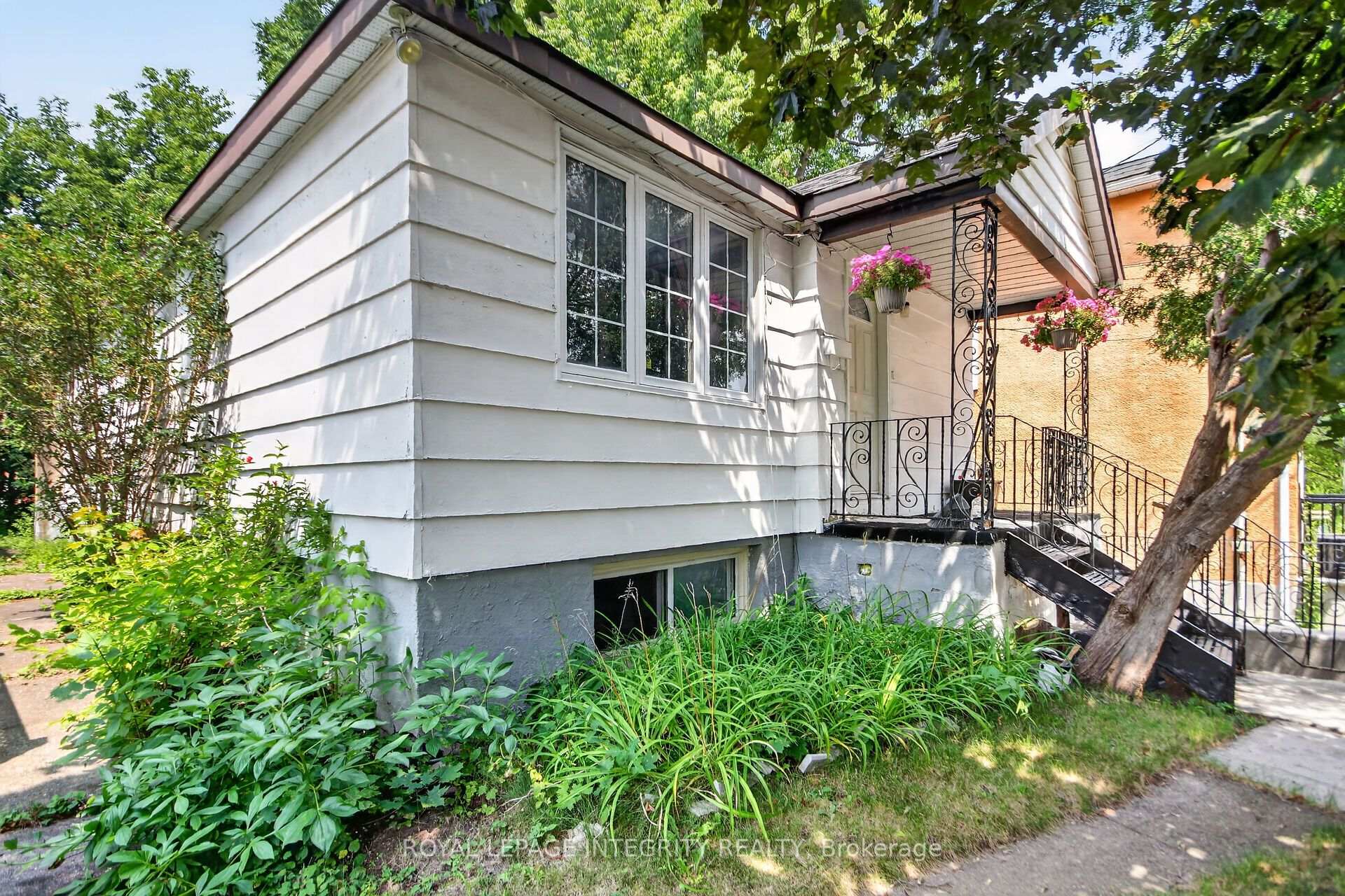 173 Genest Street Ottawa Ontario Canada Sale residential Sorin Vaduva ROYAL LEPAGE INTEGRITY REALTY, BROKERAGE
