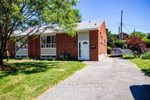B - 2430 Iris Street Ottawa Ontario Canada Rent residential Marina Karshuli TRU REALTY , BROKERAGE*