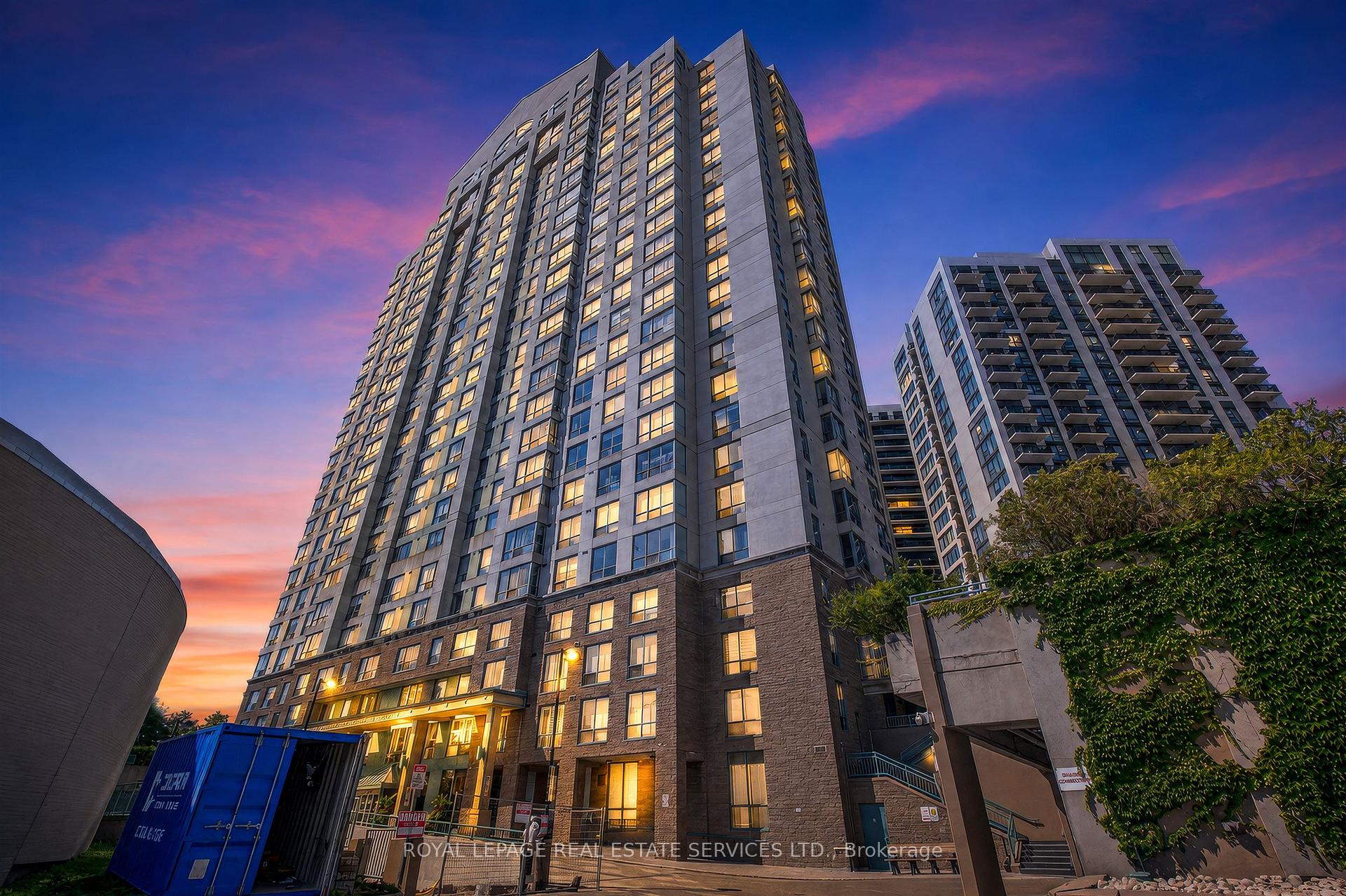 1711 - 101 Subway Crescent Toronto Ontario Canada Sale residential Iwona Ward Royal LePage Real Estate Services Ltd., Brokerage*
