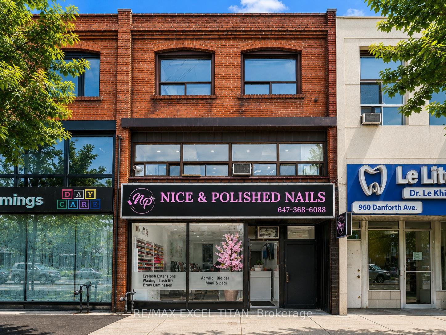 954 Danforth Avenue Toronto Ontario Canada Sale commercial   Bruce Murray - Real Estate Homeward, Brokerage
