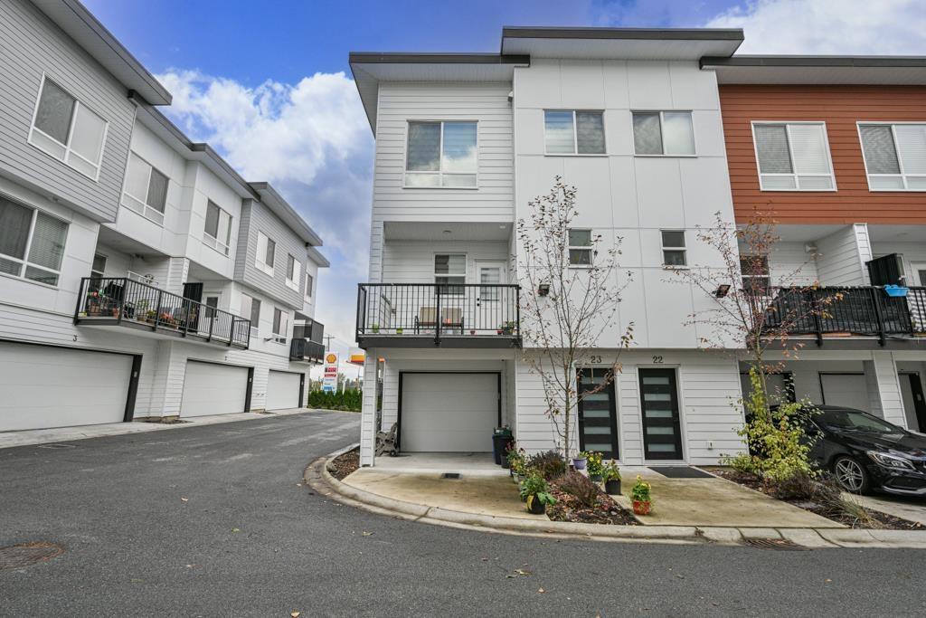 23 27640 LANTERN AVENUE Abbotsford British Columbia Canada Sale residential Kirandeep Gill Coldwell Banker Executives Realty