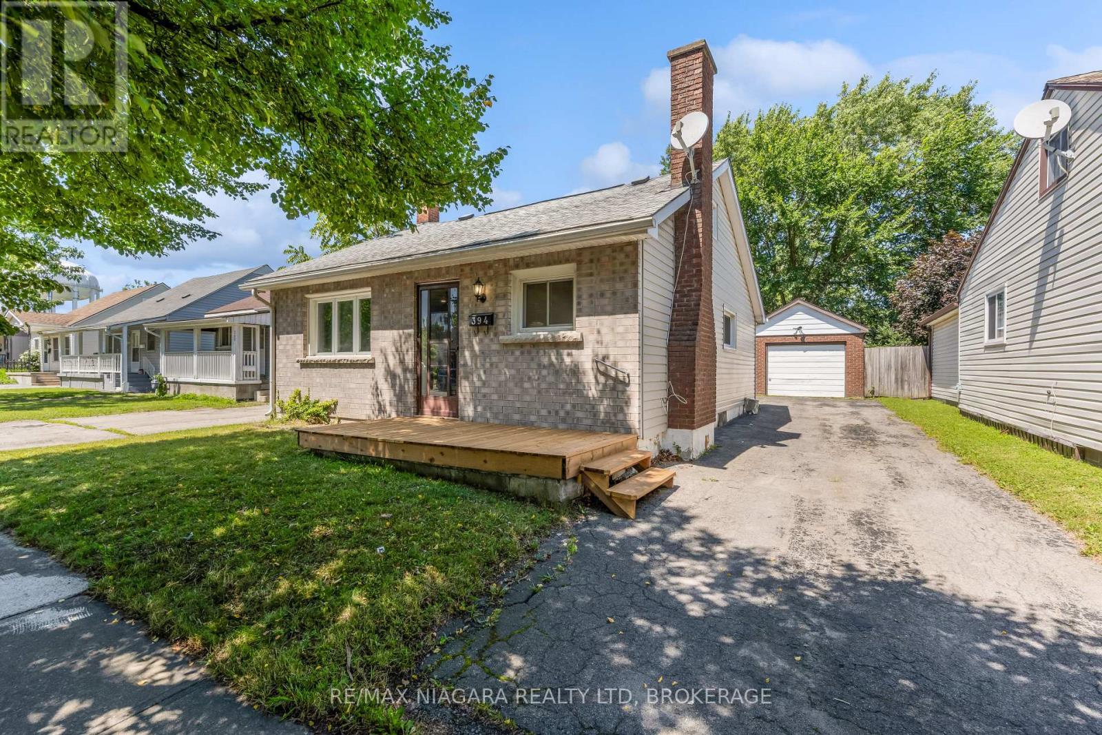 394 Simpson Avenue Welland Ontario Canada Sale residential Kafayat Ayodele-Peters Right at Home Realty, Brokerage*