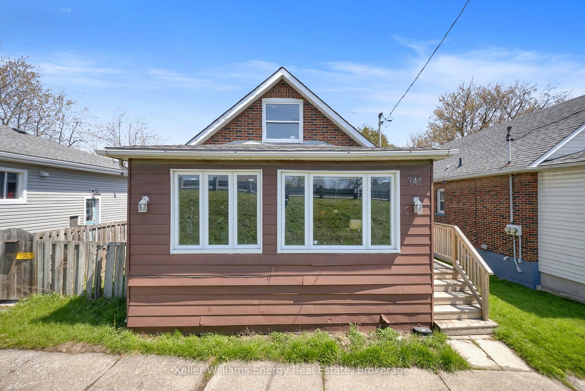 741 Ritson Road S Oshawa Ontario Canada Sale residential   HOMELIFE DISTRICT REALTY, Brokerage*