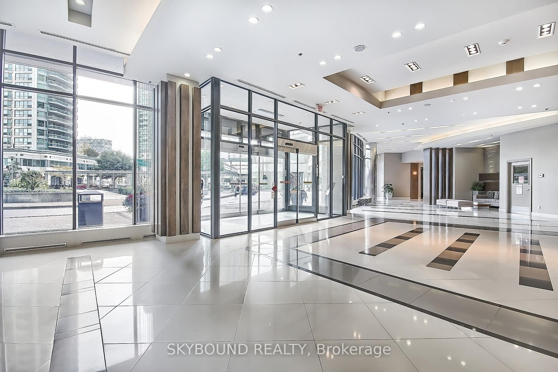 712 - 33 Bay Street Toronto Ontario Canada Rent residential BRIAN THOMSON Skybound Realty, Brokerage 