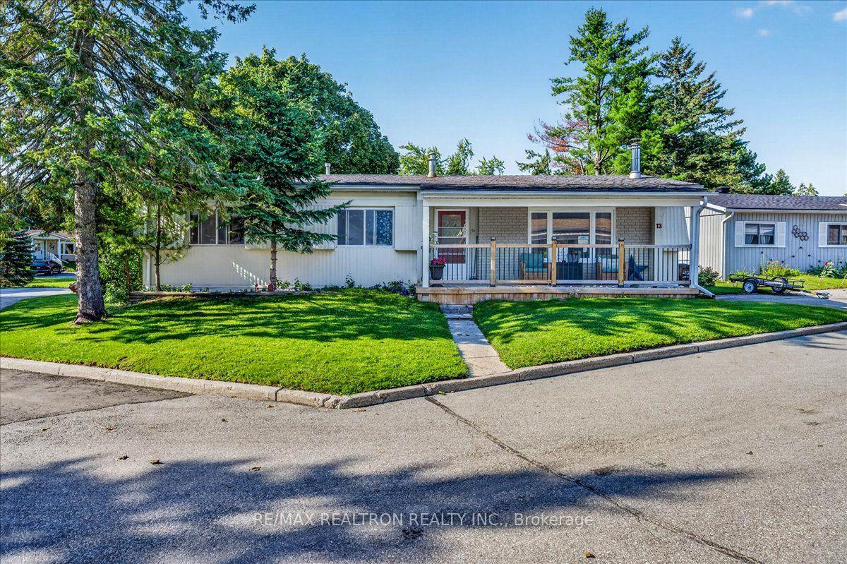 13 Broadway Avenue Innisfil Ontario Canada Sale residential RON COMMODORE RE/MAX Realtron Realty, Inc. Brokerage*
