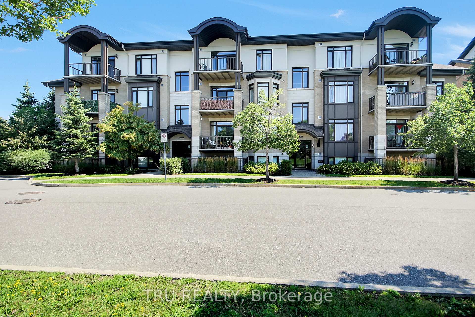404 - 655 Beauparc Private Ottawa Ontario Canada Sale residential Marina Karshuli TRU REALTY , BROKERAGE*