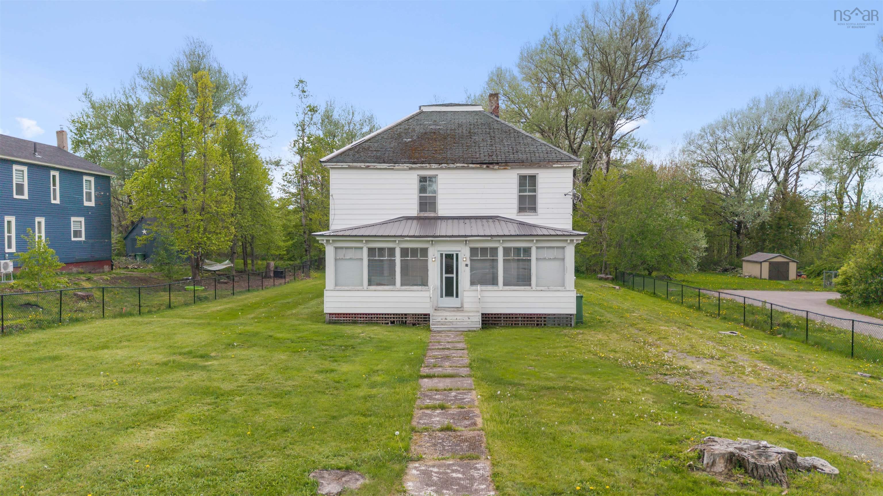 15 Mcdougal Street Springhill Nova Scotia Canada Sale residential    Hants Realty Limited