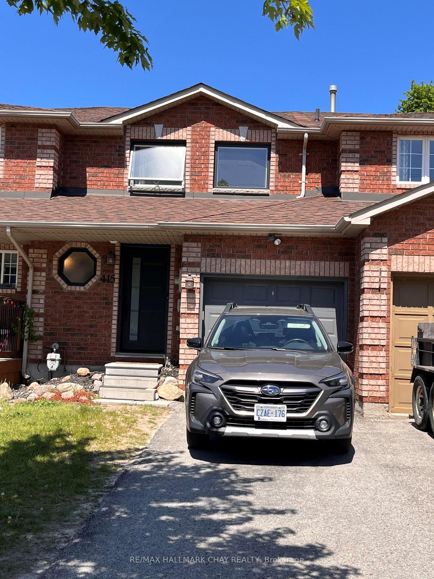 415 Ferndale Drive S Barrie Ontario Canada Rented residential Mark Leader RE/MAX Hallmark Chay Realty, Brokerage