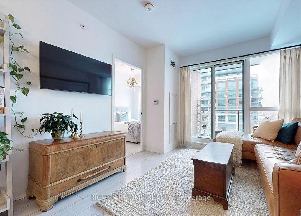 #362 - 31 Tippett Road Toronto Ontario Canada Rented residential Imtiaz Kiani Right at Home Realty, Brokerage*