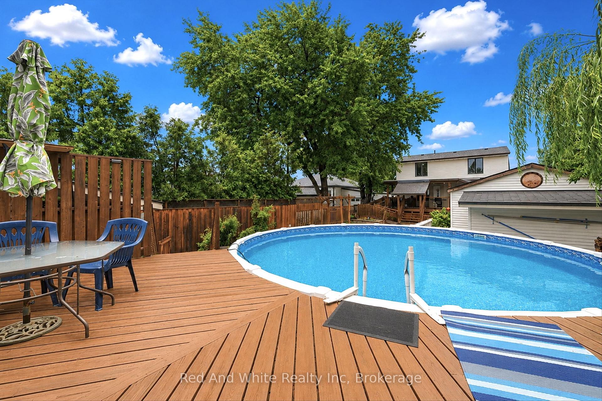 450 East 42nd Street Hamilton Ontario Canada Sale residential Vijay Reddy CITY MAX HOMES REALTY