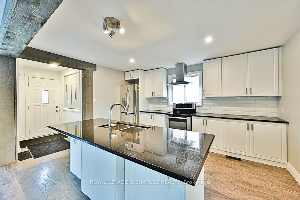 102 Central Park Boulevard N Oshawa Ontario Canada Sale residential Durham Bungalows McROBERT REAL ESTATE GROUP