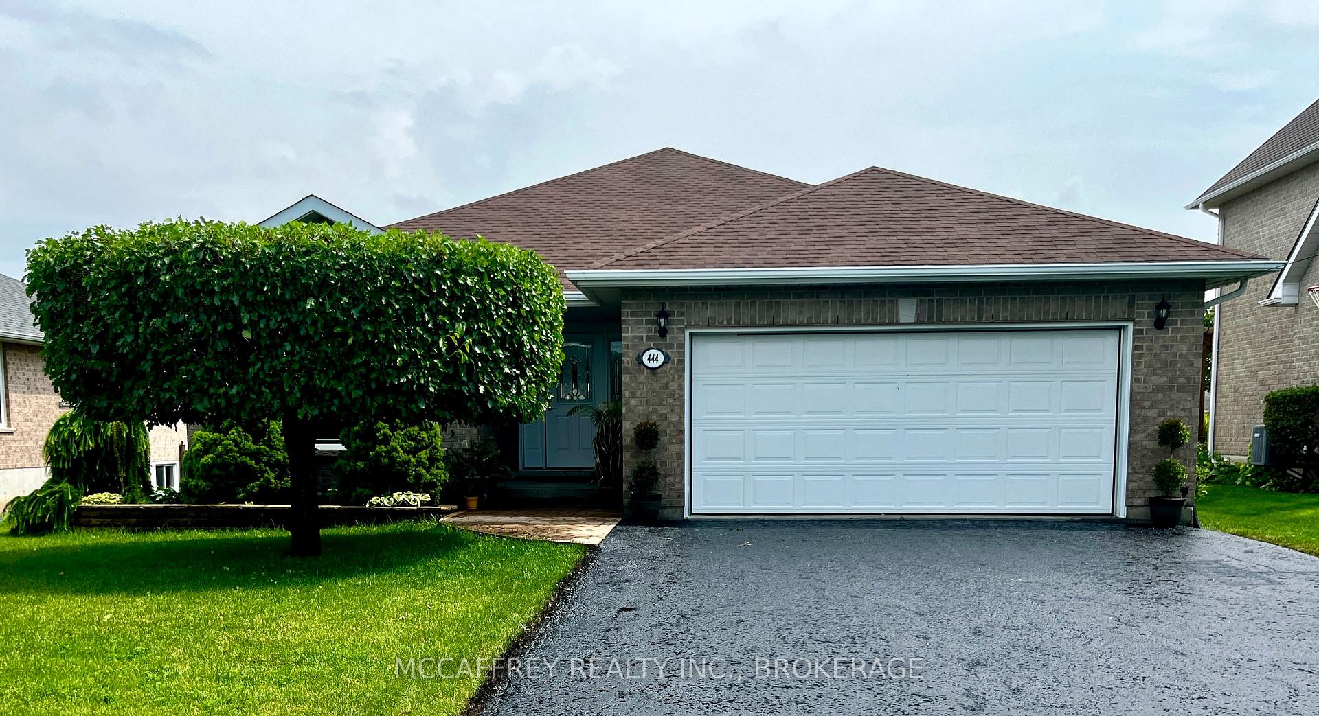 444 BRIDGE Street W Greater Napanee Ontario Canada Sale residential Shannon McCaffrey McCaffrey Realty Inc., Brokerage