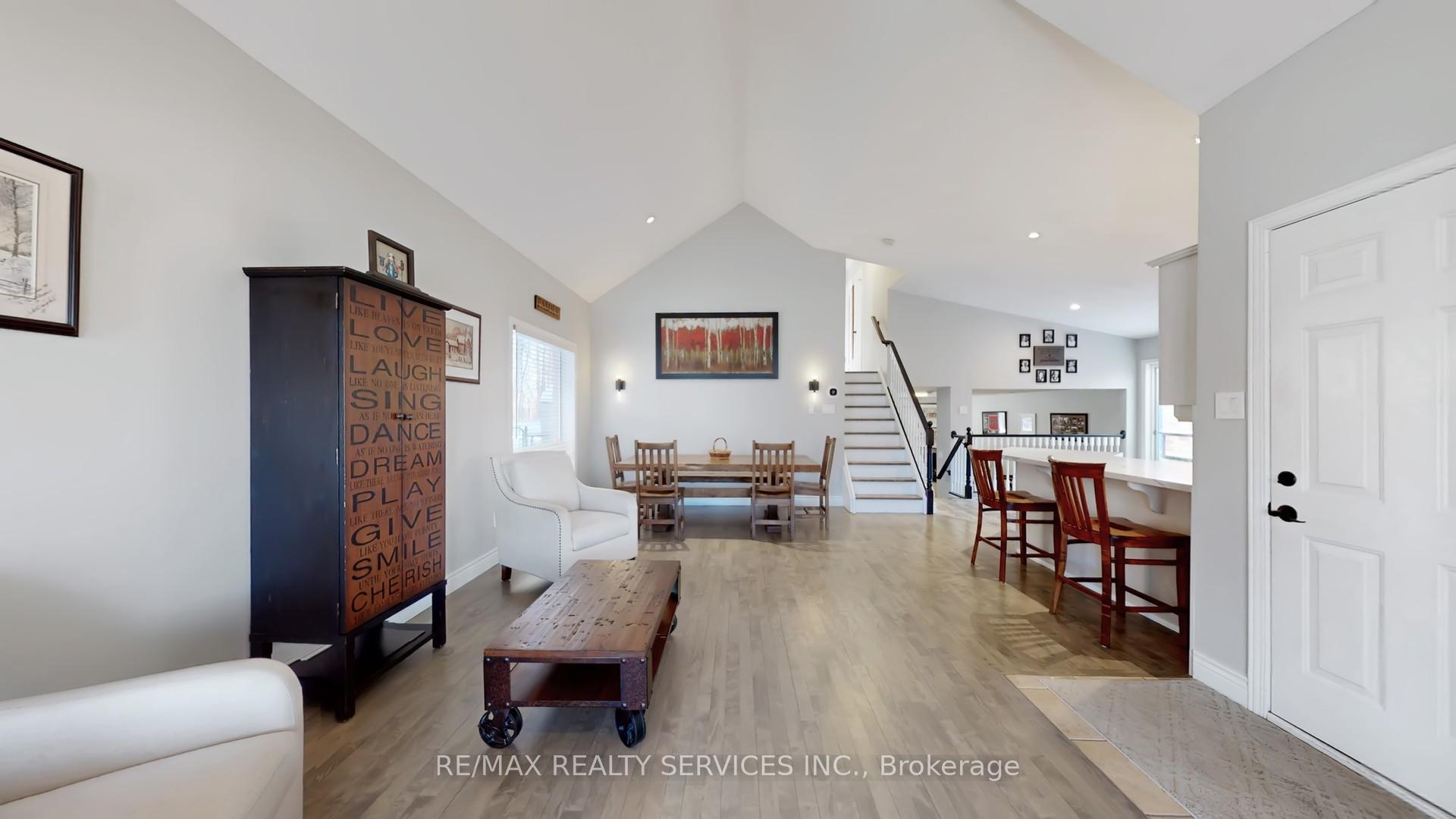 37 Abbey Road Orangeville Ontario Canada Sale residential Joga Reehal RE/MAX Realty Services Inc., Brokerage*