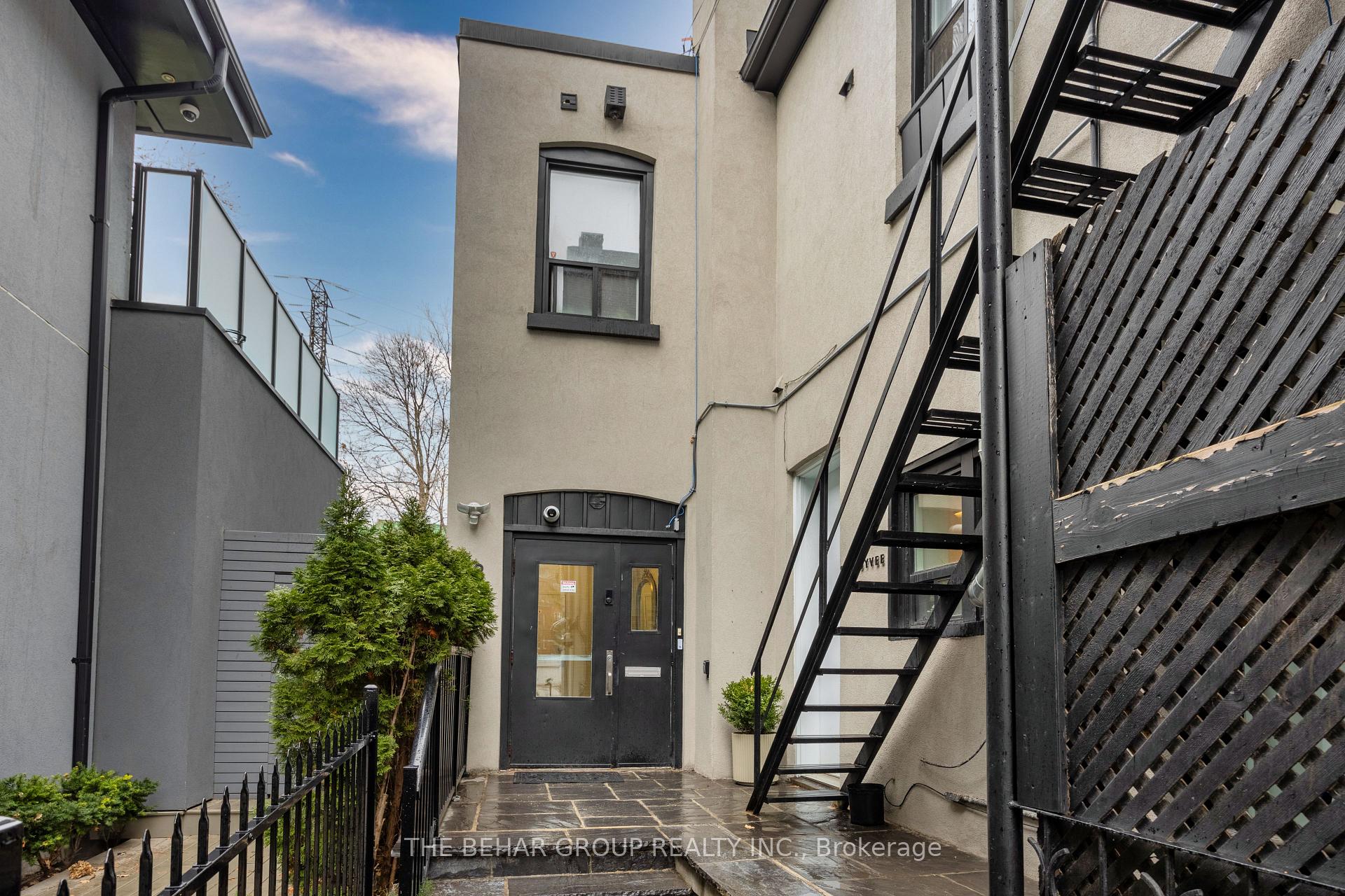 1 - 18 Dupont Street Toronto Ontario Canada Lease commercial   TBG Homes - A division of The Behar Group Realty Inc., Brokerage