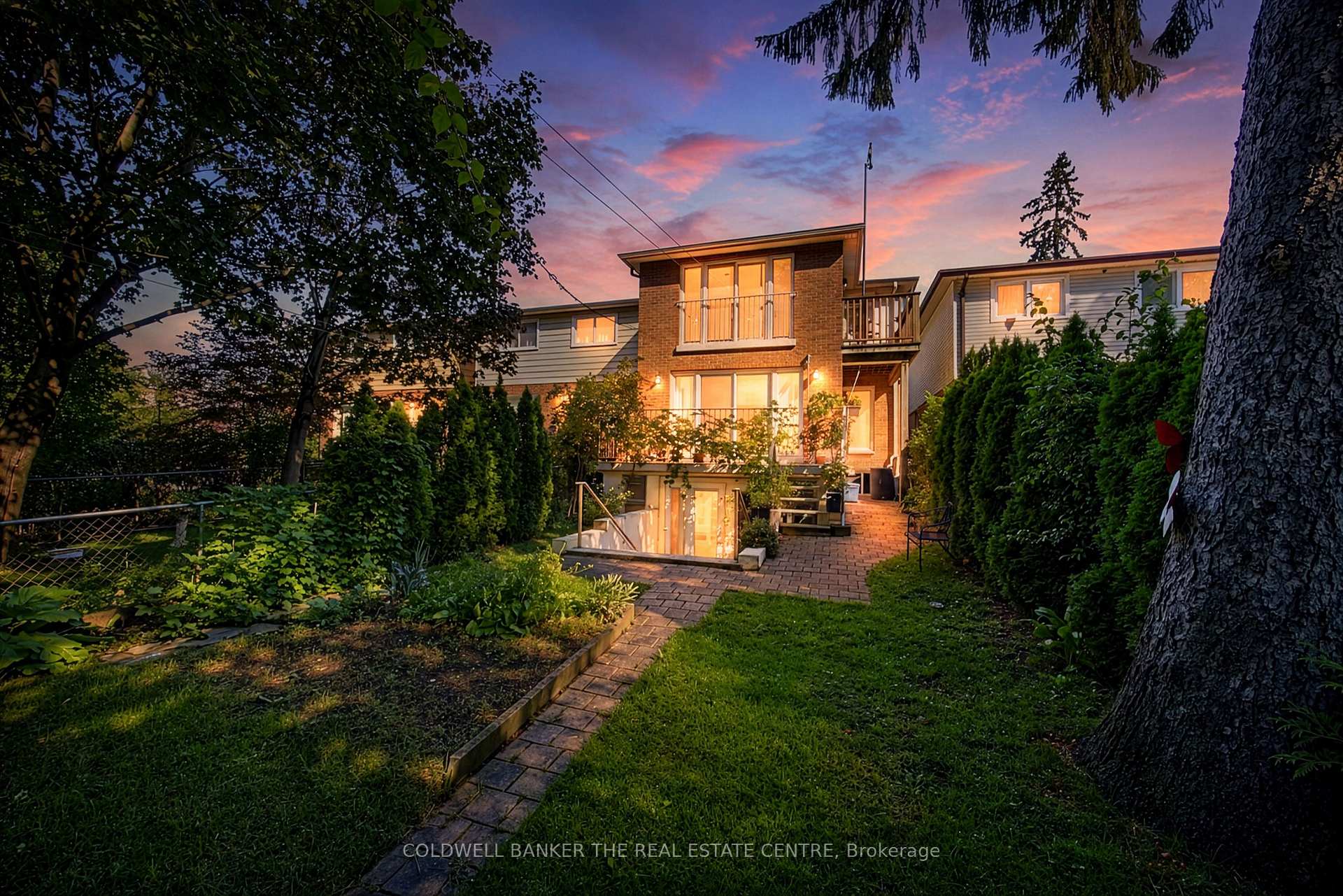 15 Craiglee Drive Toronto Ontario Canada Sale residential Natalie Cerullo Coldwell Banker The Real Estate Centre, Brokerage*