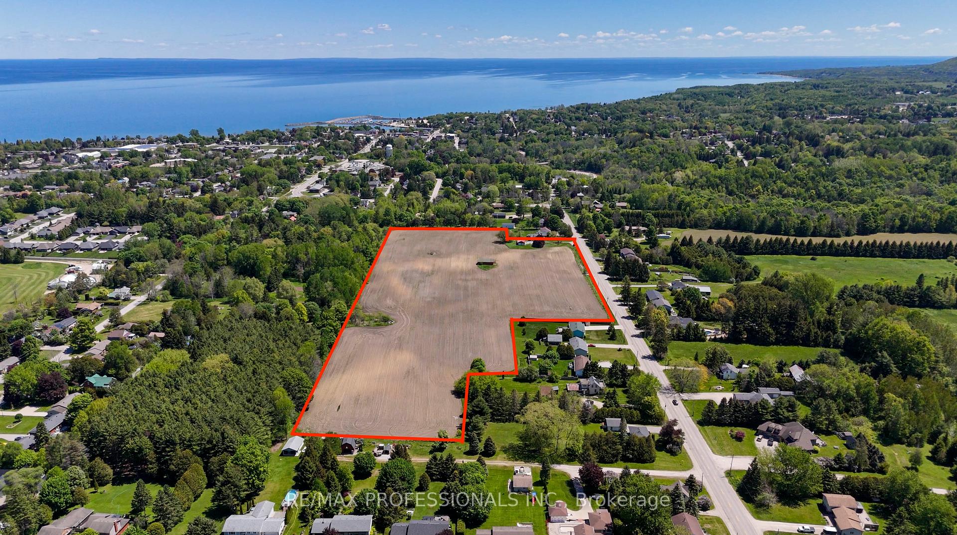 412 Miller Street Meaford Ontario Canada Sale commercial Rita Moore RE/MAX Professionals Inc., Brokerage *