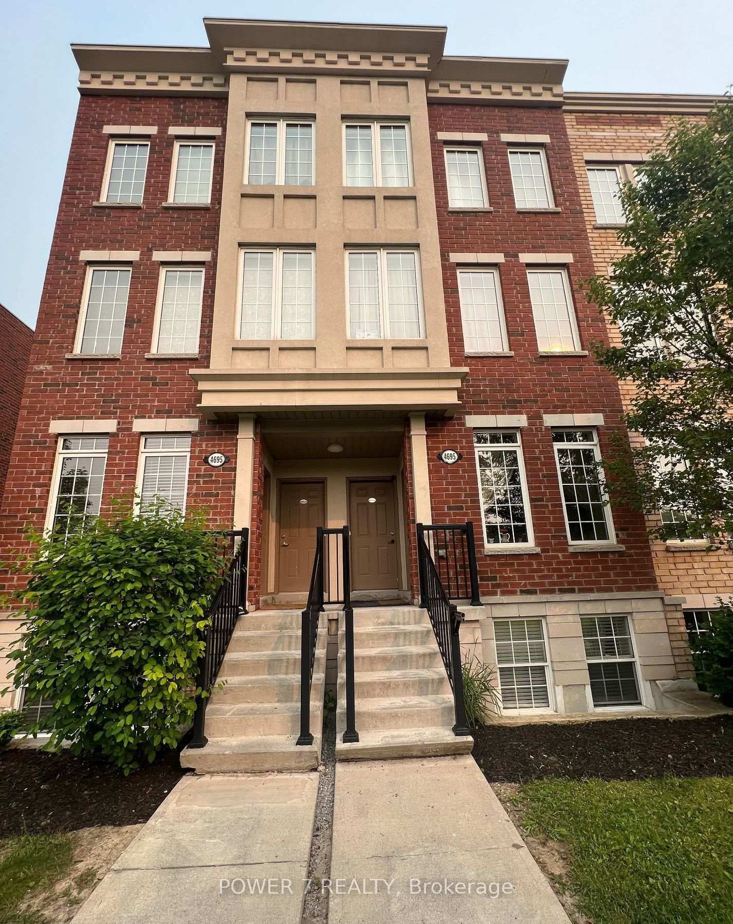 44 - 4695 Kingston Road Toronto Ontario Canada Rent residential   POWER 7 REALTY