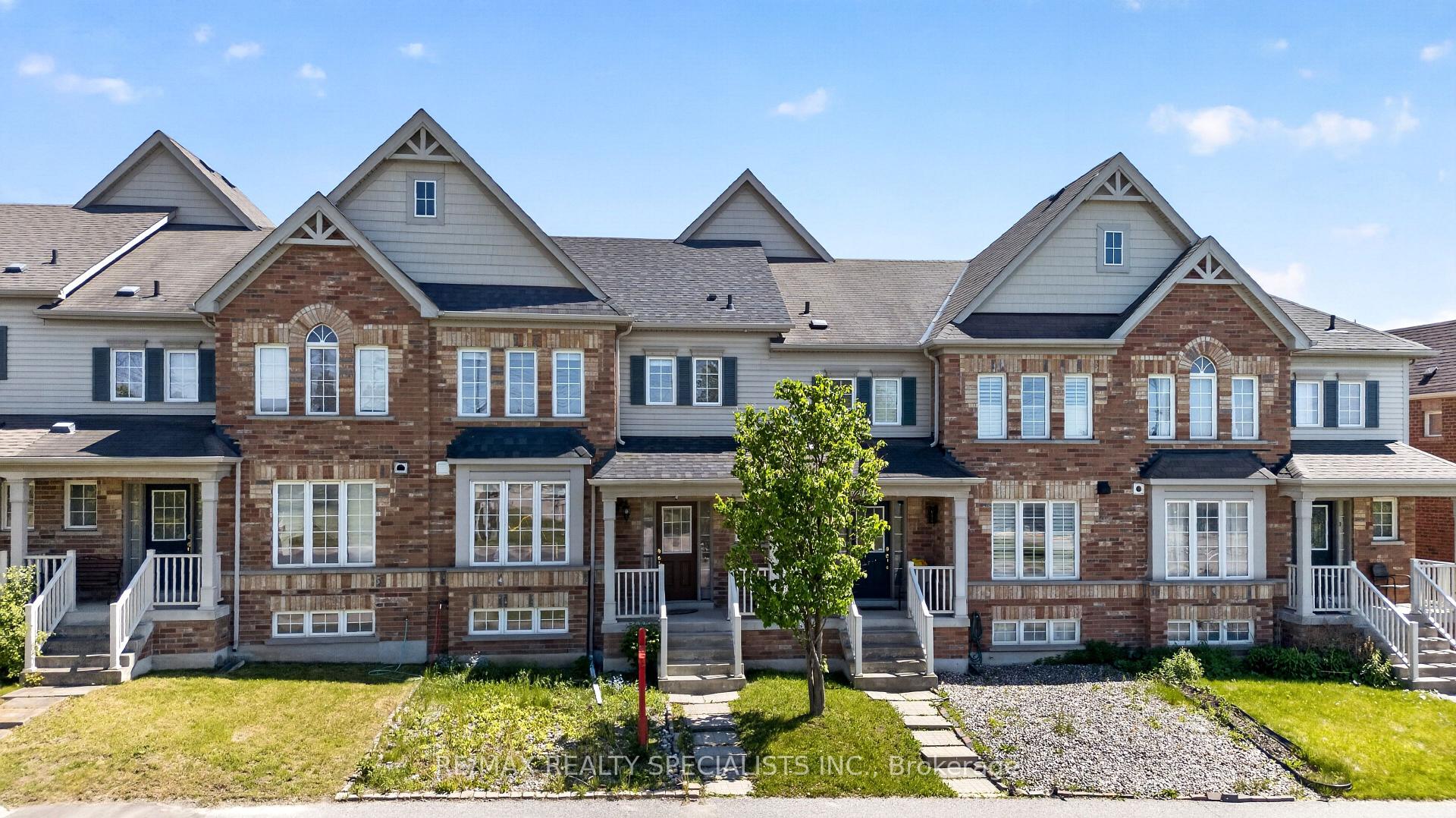 45 Warnford Circle Ajax Ontario Canada Sale residential Ricky Khurana RE/MAX Realty Specialists Inc., Brokerage *