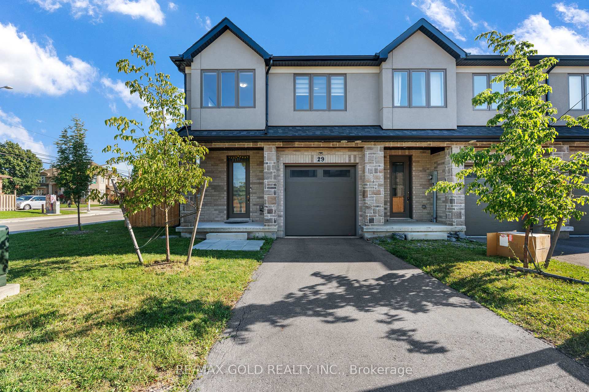 29 - 166 Mount Albion Road Hamilton Ontario Canada Sale residential Rashminder Chadha REMAX Gold Realty Inc., Brokerage*